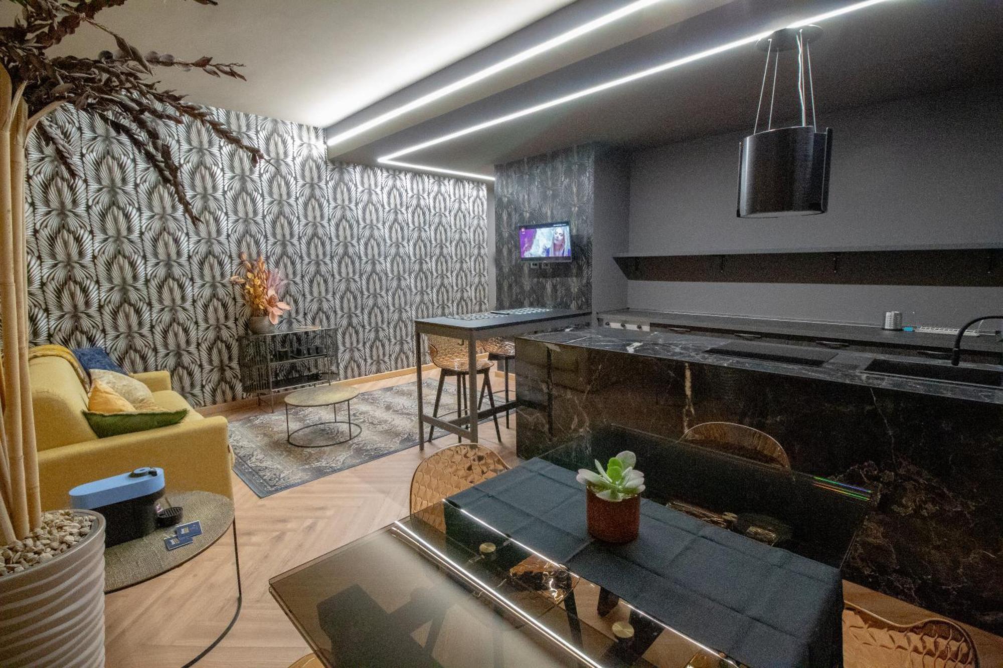 Luxury Museo Egizio - Esclusivo Trilocale In Pieno Centro - Free Wifi Appartement Turijn Buitenkant foto
